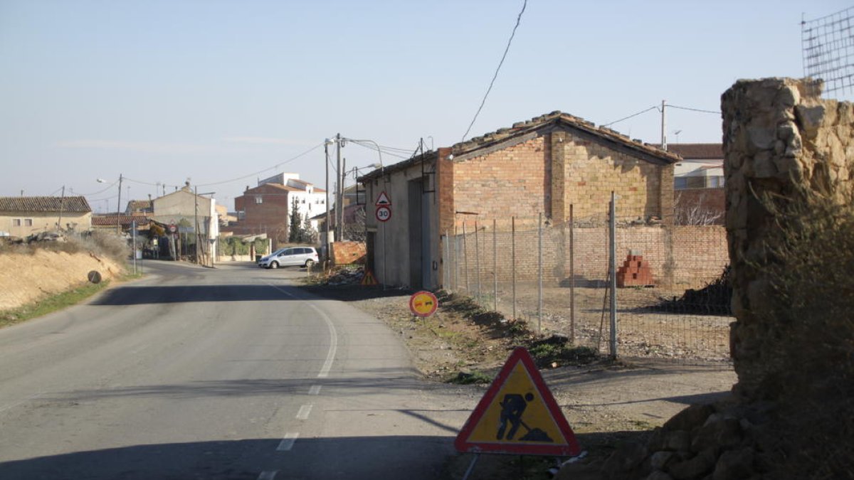 El carrer dels Erals, on s’habilita el camí escolar, al barri del Secà.