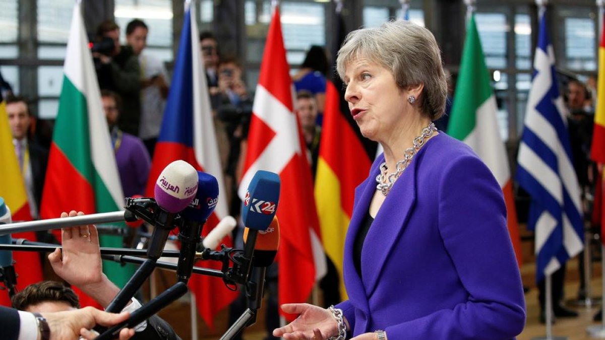 La primera ministra británica, Theresa May, ayer en Bruselas.