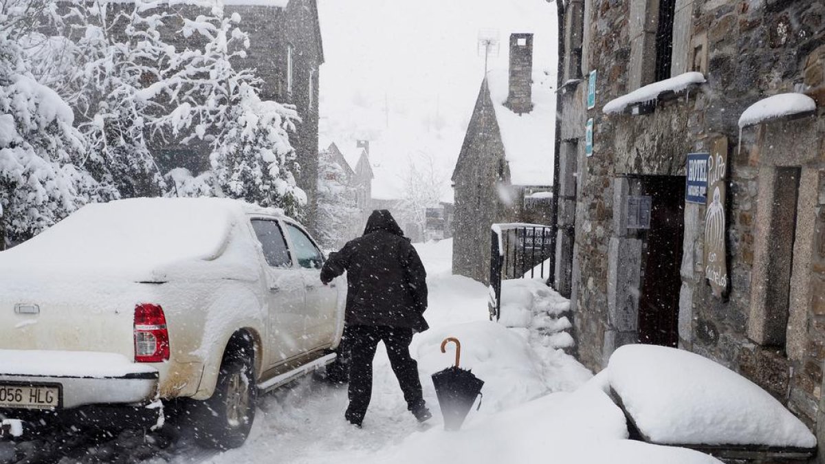 Nevada en la localidad lucense de O Cebreiro, ayer.