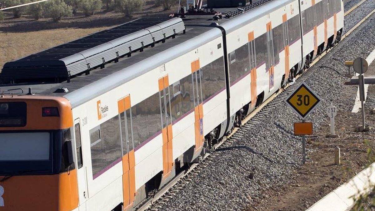 Un mort i vuit ferits en un xoc entre dos trens de Rodalies a Manresa
