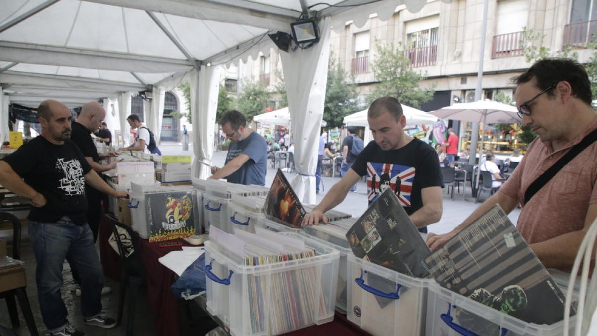 El Mercat de la Música permanecerá abierto hoy todo el día en las inmediaciones del IEI.