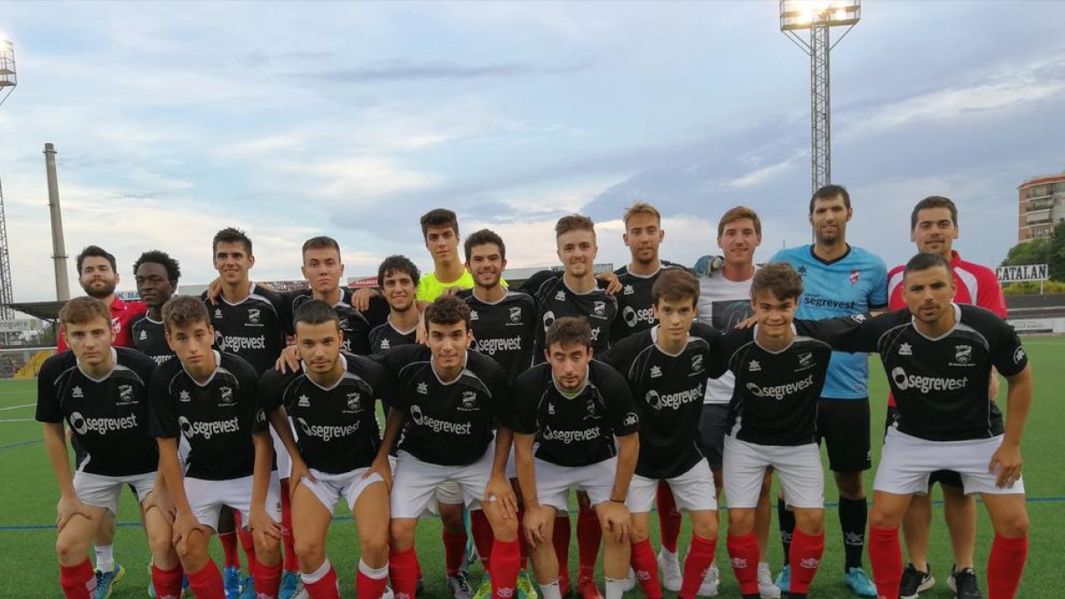 Plantilla amb la qual l’Artesa de Segre afronta aquesta nova temporada, en què vol ser un equip ambiciós.