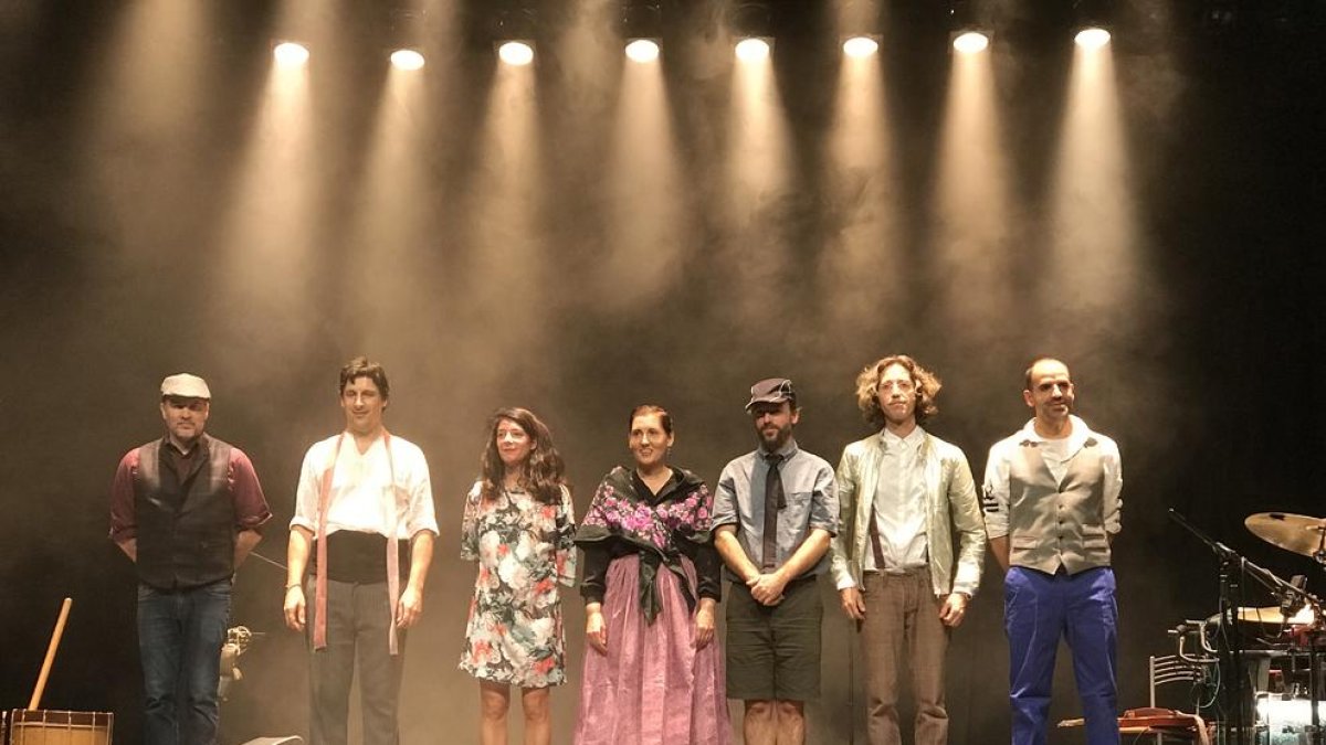 Montaje del ciclo ‘Fem Dansa’ en Juneda