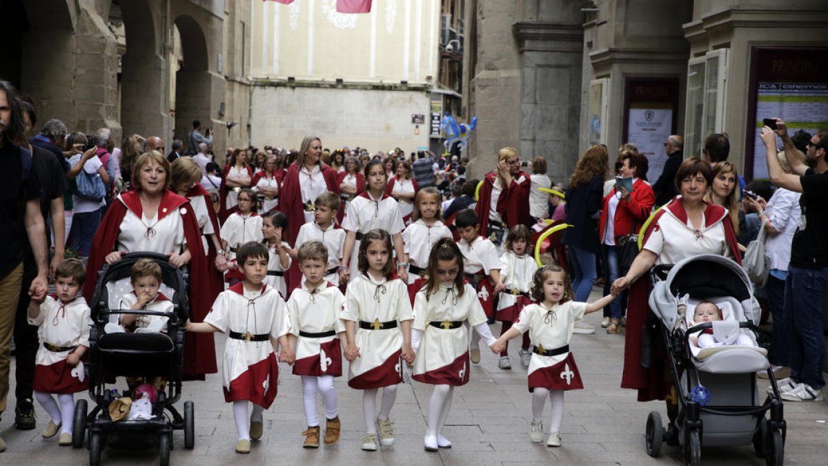 Les dos capitanes lluitant al pont Llevadís.