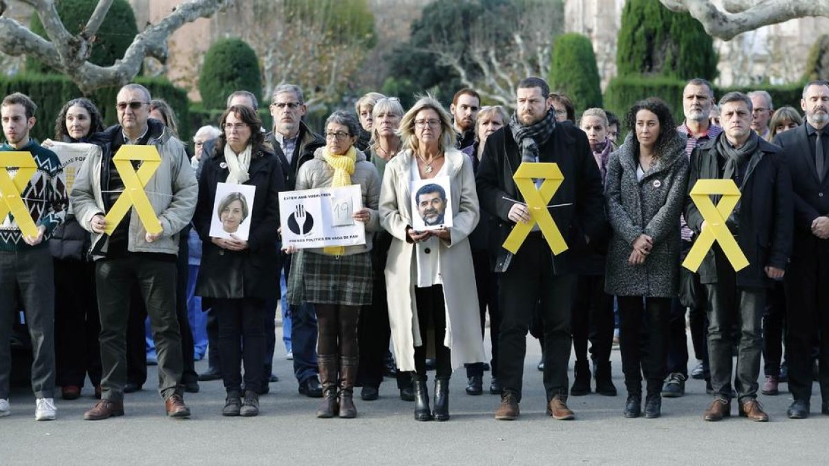 Turull, Forn, Rull i Sànchez finalitzen la seua vaga de fam