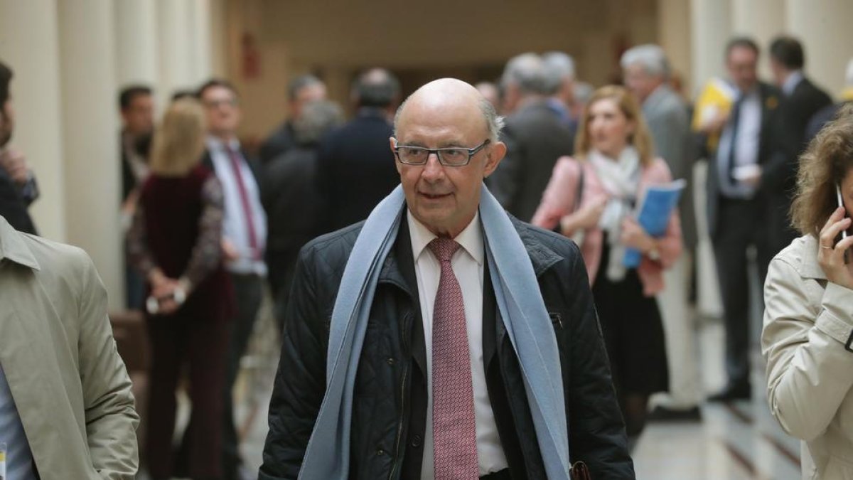 El Suprem demana a Montoro que expliqui per què nega malversació a l'1-O