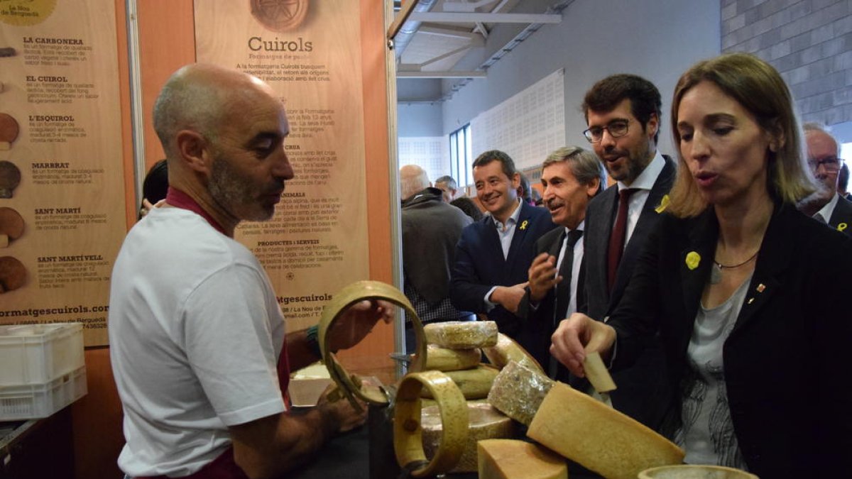 La consellera de Empresa y Conocimiento fue la encargada de inaugurar el certamen.