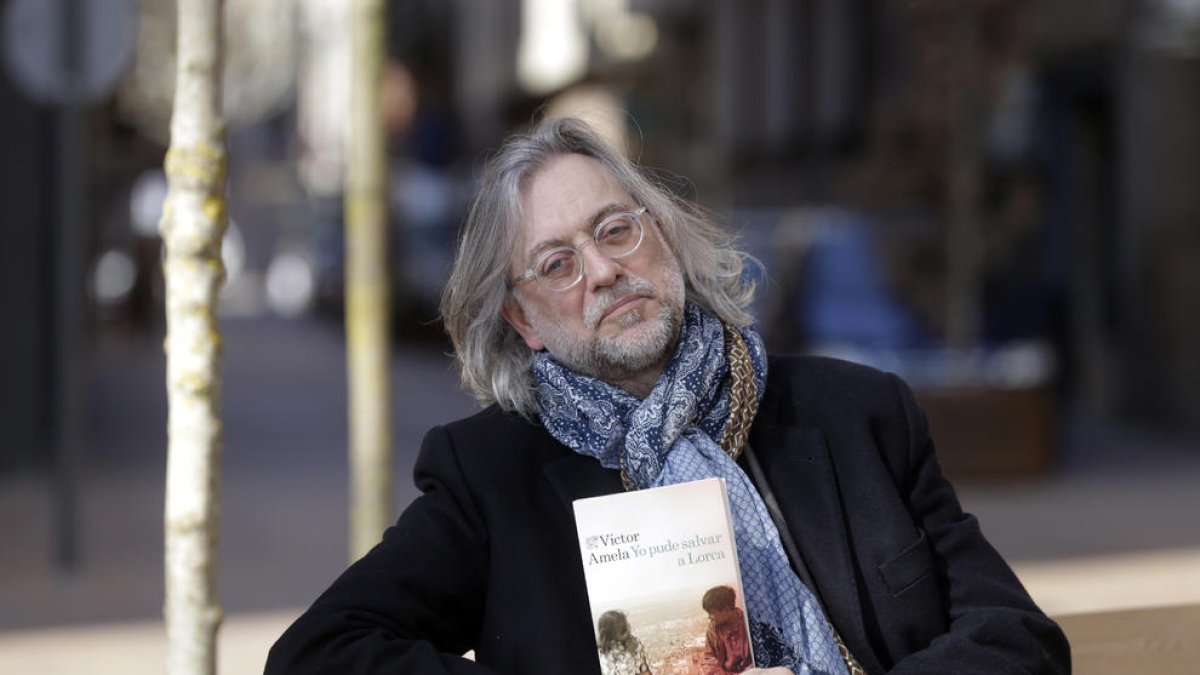 El novel·lista i periodista Víctor Amela.