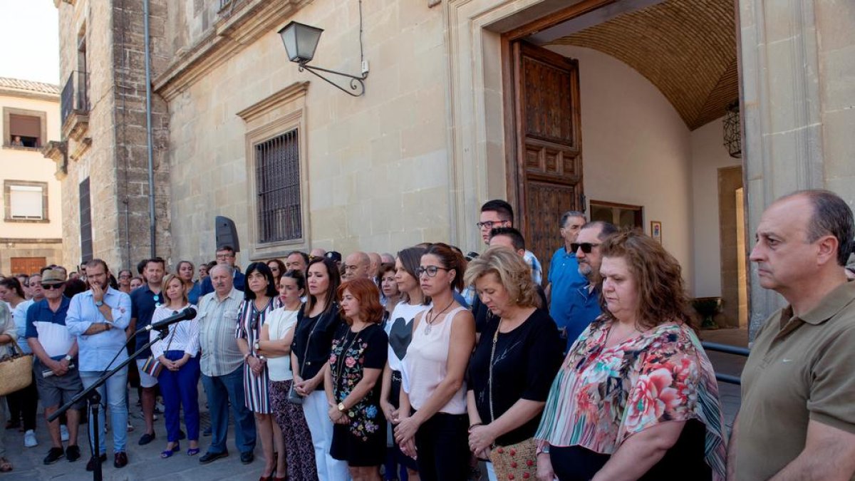 Fotografía de la concentración convocada ayer en Úbeda.