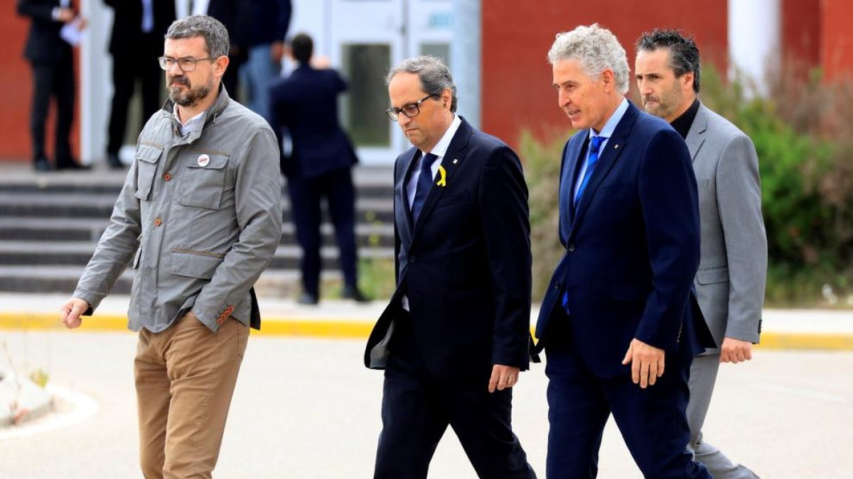 Rull i Turull comuniquen a Torra la seua disposició a ser consellers