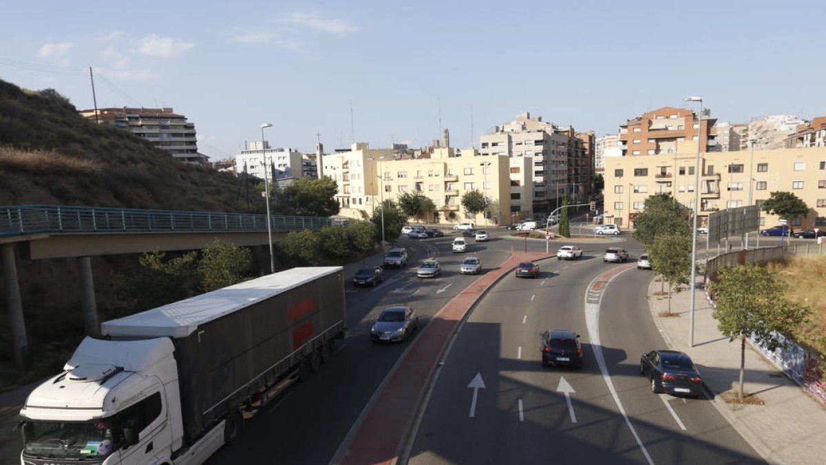 L’avinguda de l’Exèrcit, la més sorollosa.