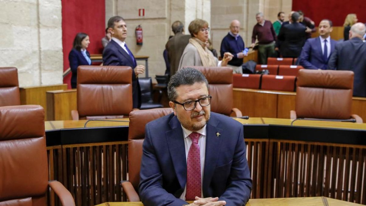 Vox diu que no donarà suport a PP i Cs si no eliminen els ajuts a la llei de violència de gènere