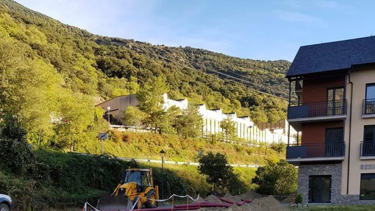 La conducción para el cableado eléctrico.