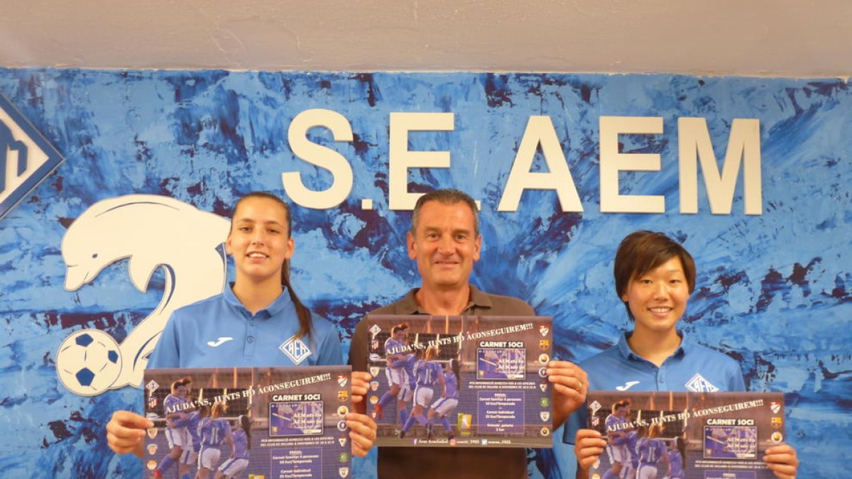 Andrea Gómez, Carlos Sisteré i la japonesa Hisui Haza.