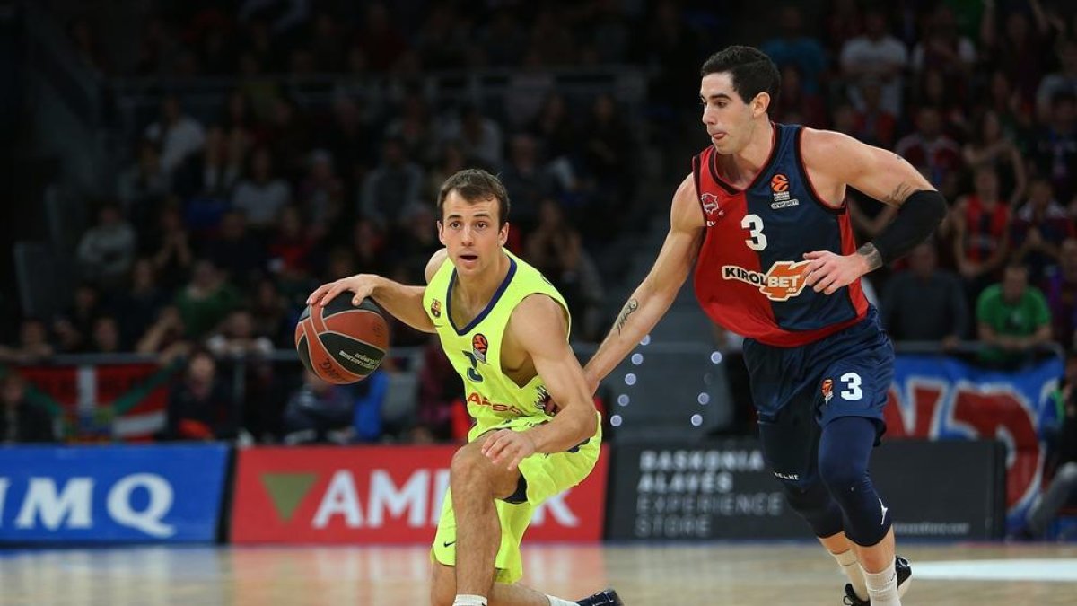 Kevin Pangos, amb la pilota, va ser el més determinant del partit.
