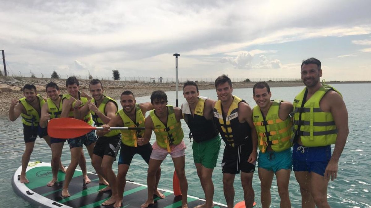 Los jugadores del Lleida.Net Alpicat, ayer en las instalaciones 2Llacs.