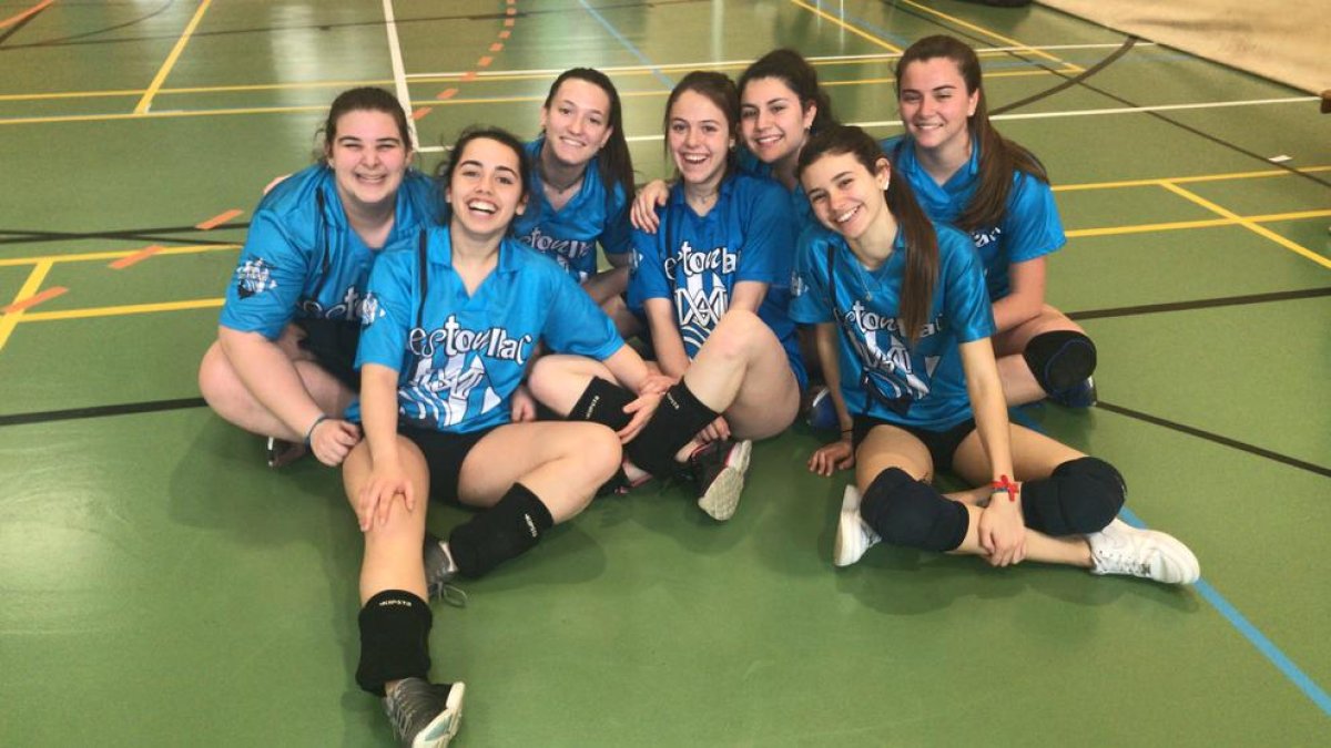 Alumnes de Lestonnac, en unes jornades esportives