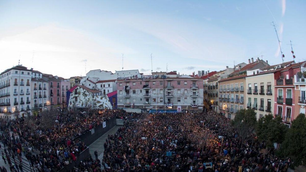 Concentració a Lavapiés per la mort del manter senegalès.