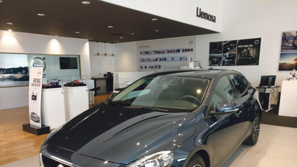 Volvo V40