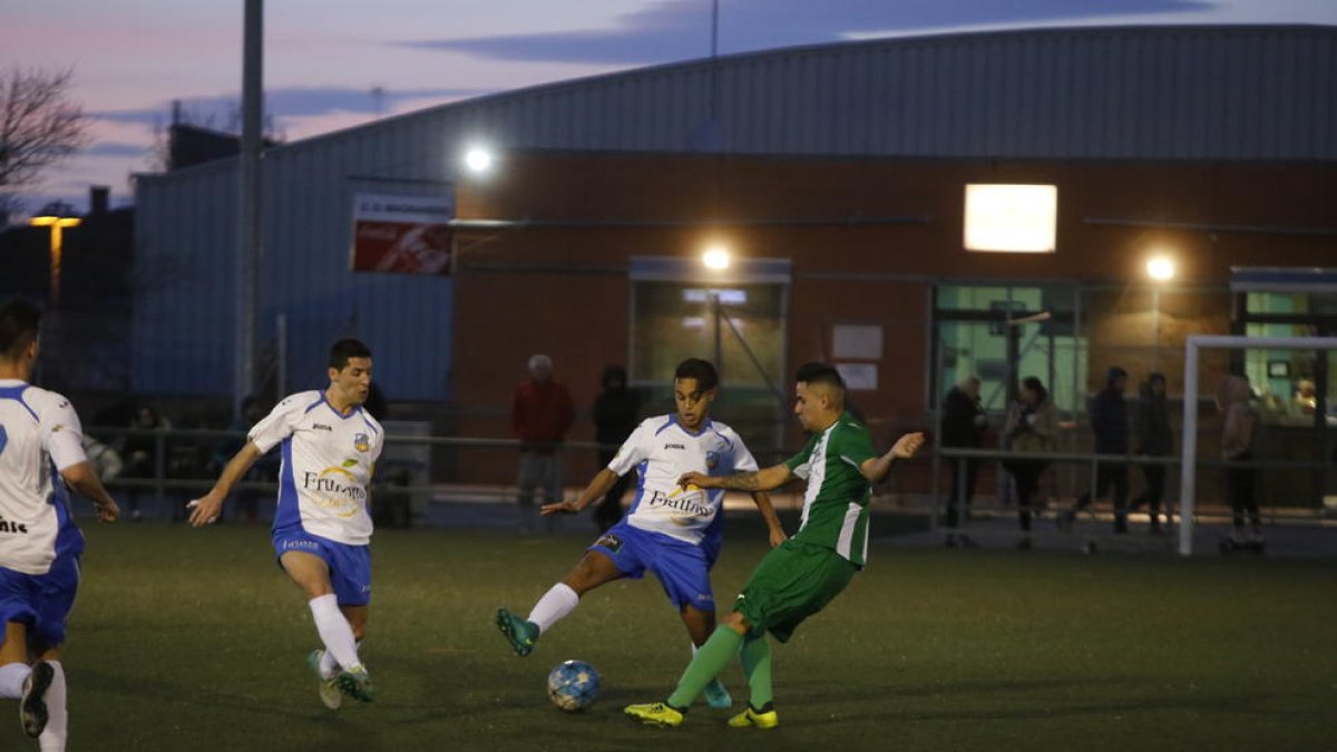 En un partido muy igualado el Magraners no pudo evitar la derrota ante el Aitona.