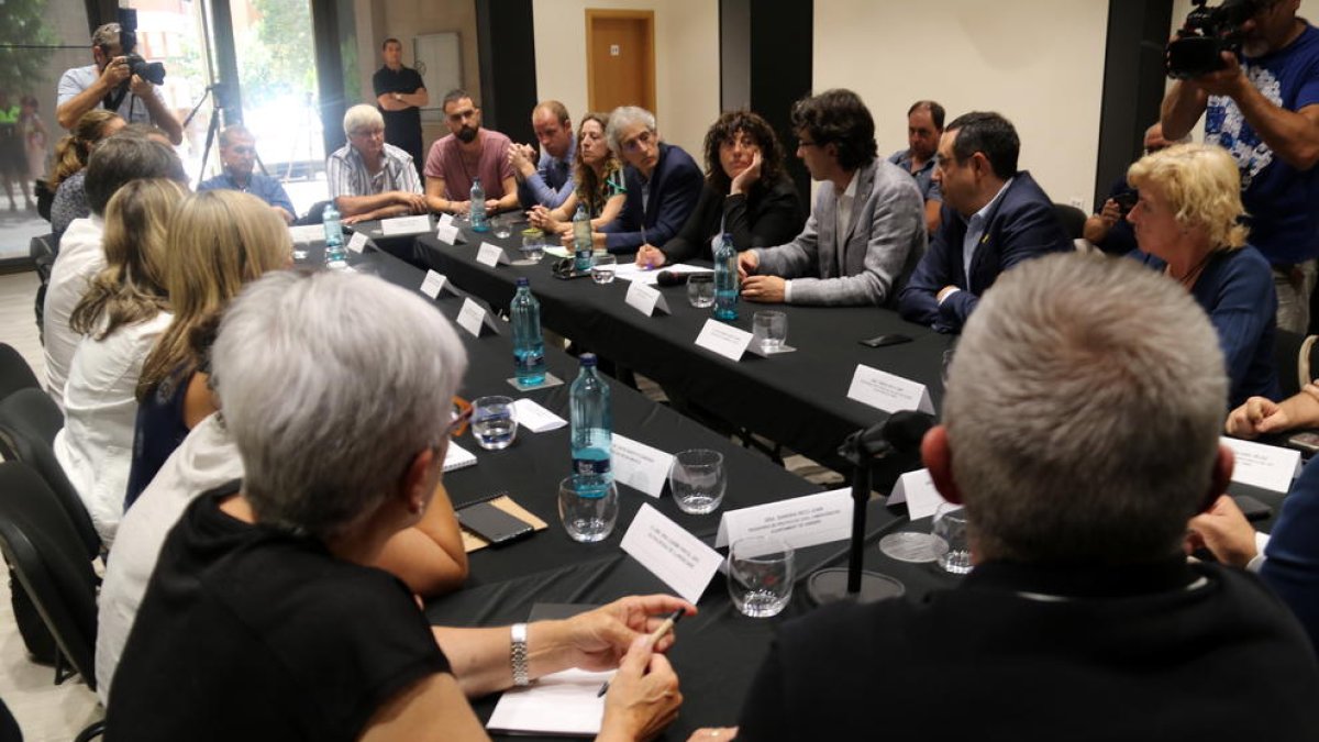 Los payeses afectados por el fuego de la Ribera de Ebro consideran insuficientes las medidas de Agricultura y reclaman ayudas directas