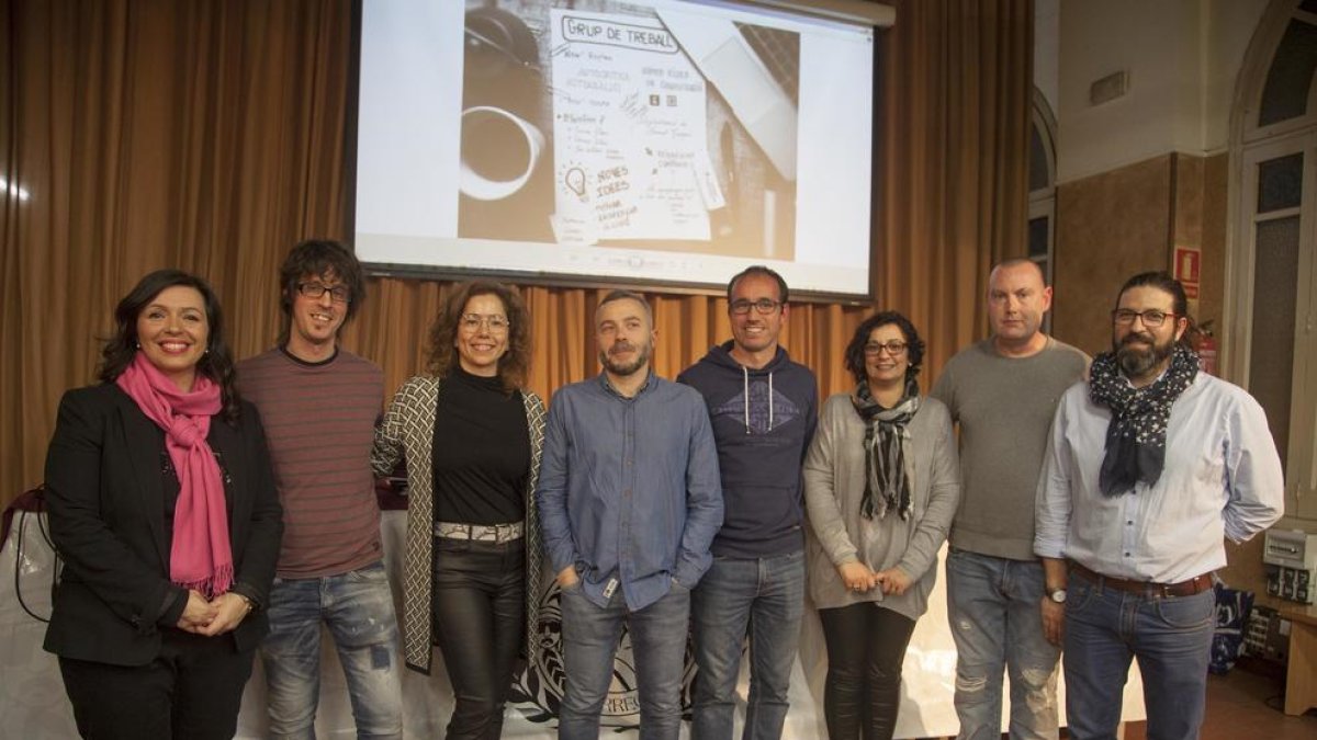 Ocho de los diez miembros del grupo de trabajo de Foment Targarí.