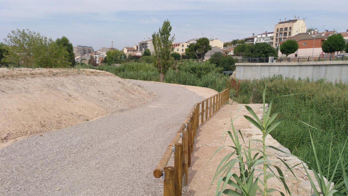 Habilitan un nuevo espacio de paseo cerca de la orilla del río Ondara