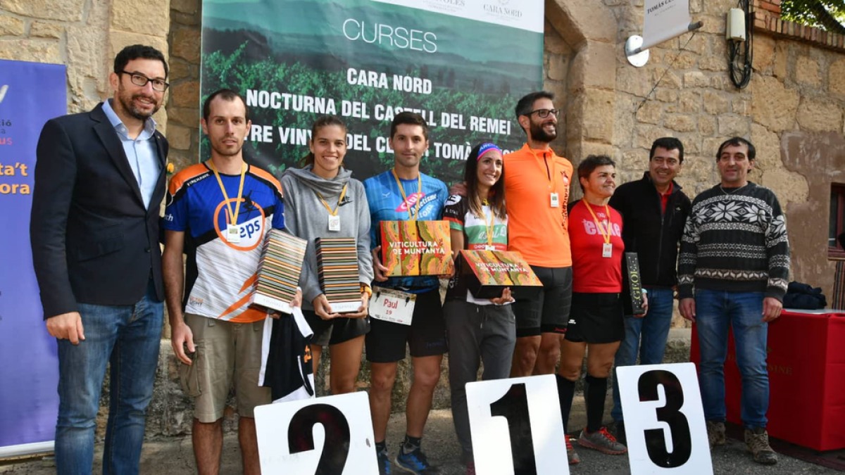 El podi amb els guanyadors de les diferents categories.
