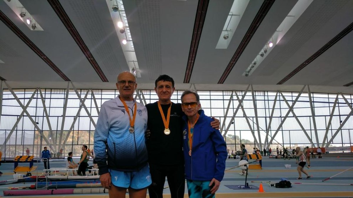 Cuatro medallas para el Xafatolls en Másters