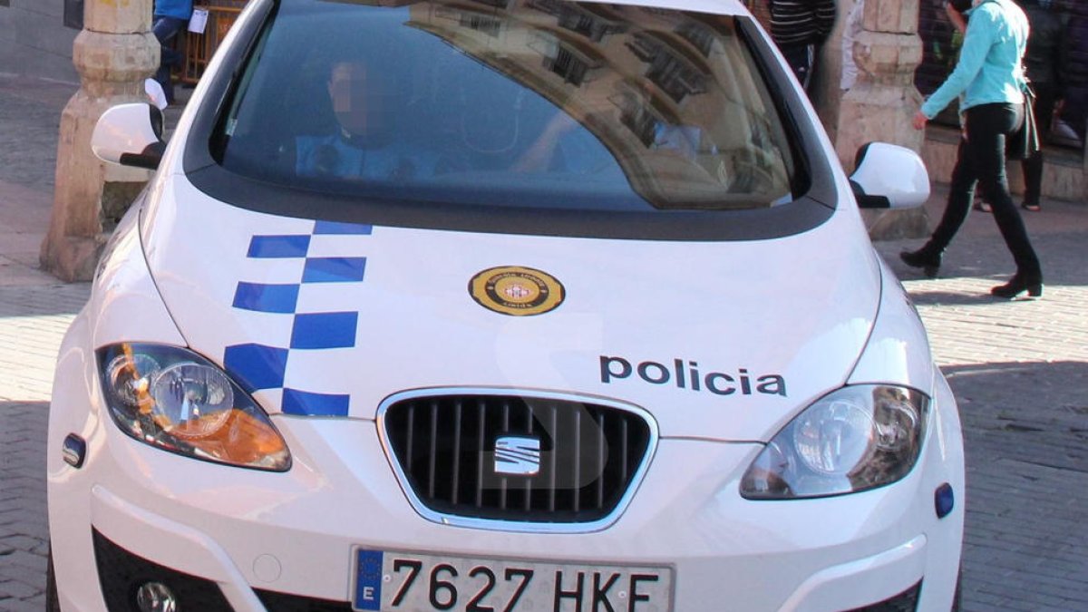 Una patrulla de la Guardia Urbana de Lleida