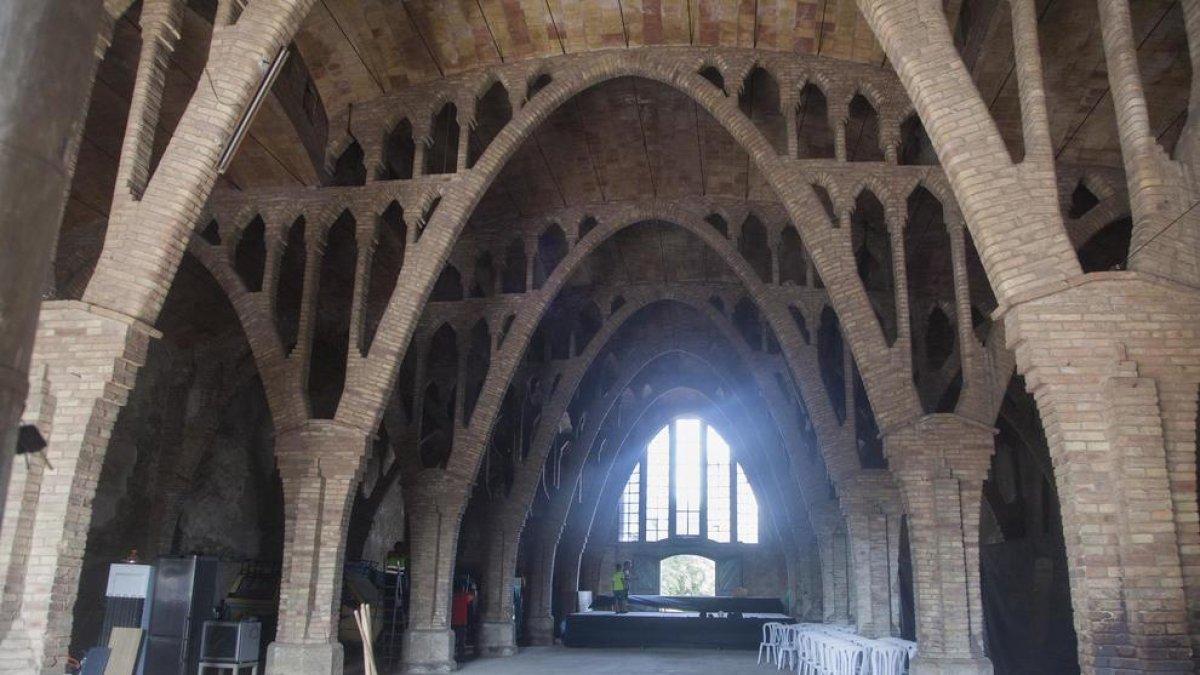 El interior del edificio del sindicato de Sant Guim de Freixenet.