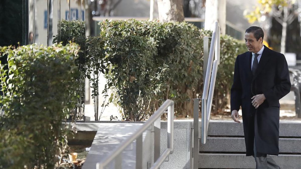 Detingut Eduardo Zaplana en un operació contra el blanqueig de capitals