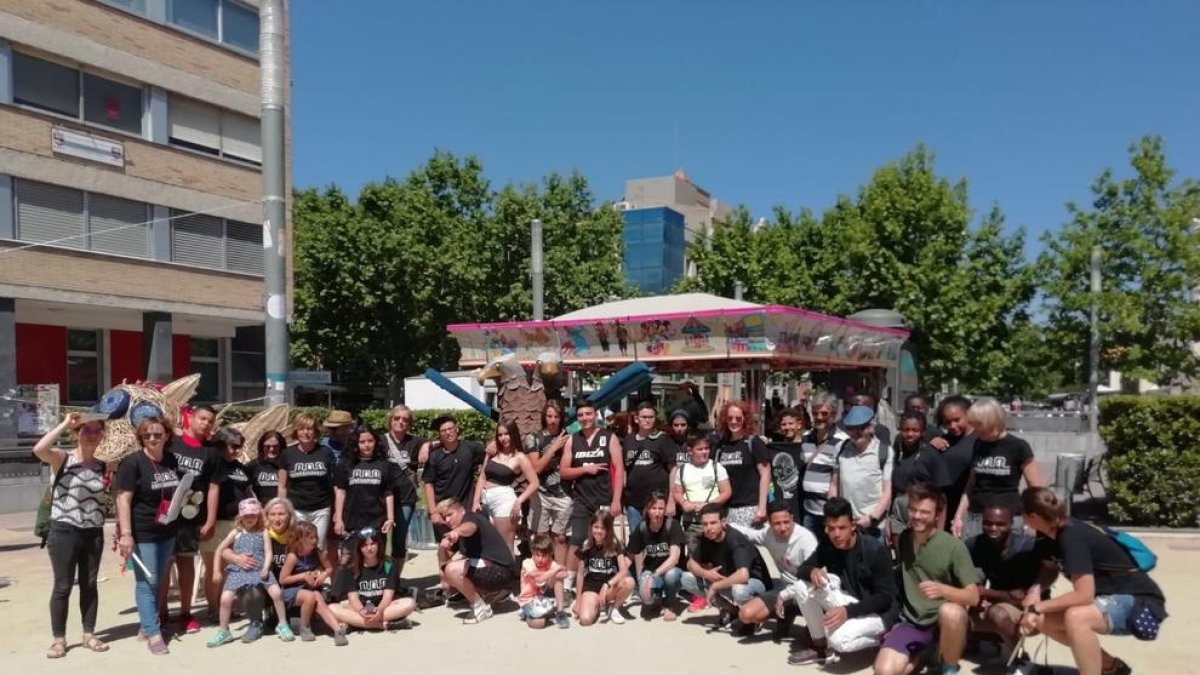 L’institut del Castell dels Templers presenta la seua ‘bèstia’ a Vilafranca