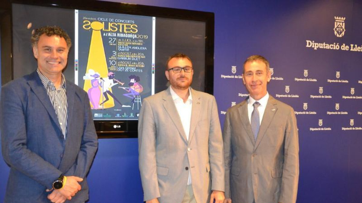 La diputación de Lleida acogió ayer la presentación del Solistes.