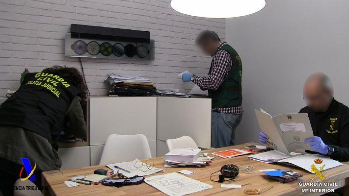 Operación en Lleida y otras provincias contra el fraude en la venta de bebidas alcohólicas