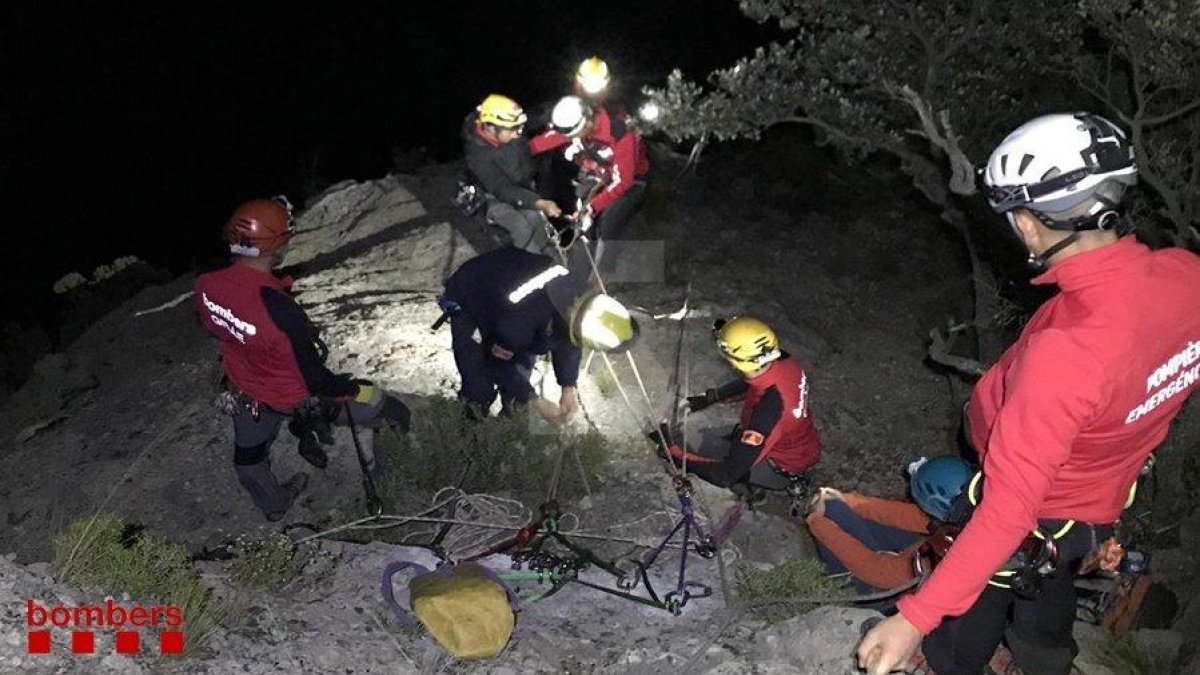 Rescaten una escaladora ferida greu que va caure de vint metres a Collegats
