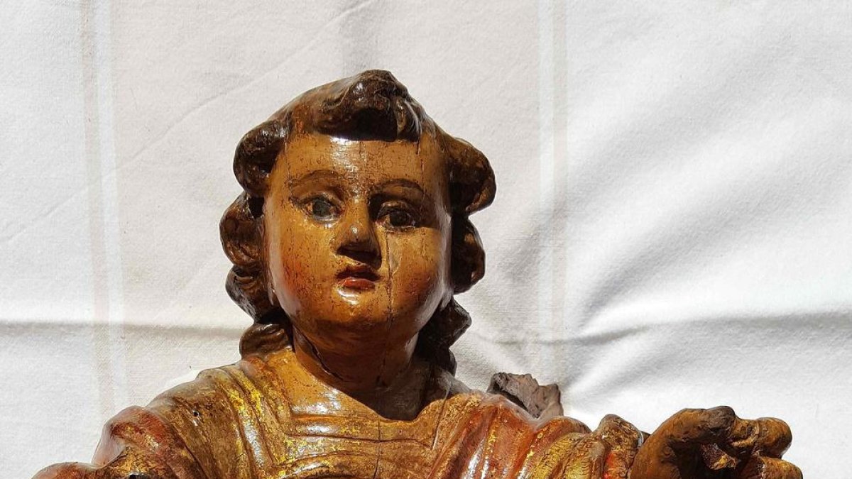 Imatge de la recuperada talla barroca després de ser restaurada.