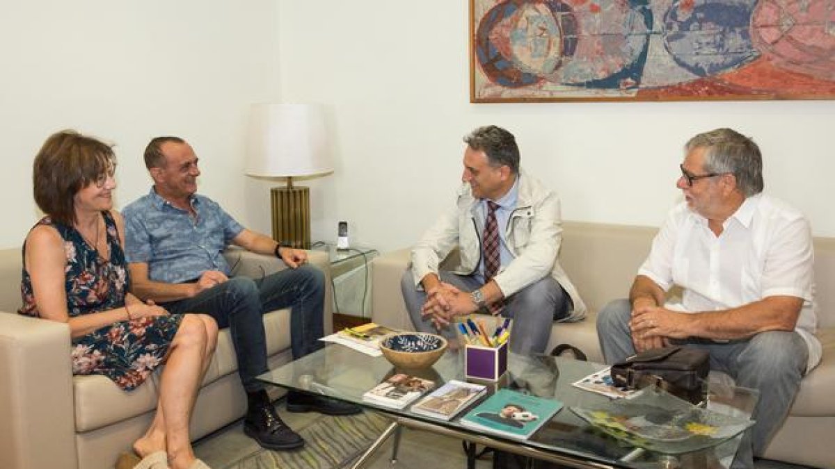 Pueyo rep el president del Col·legi de Metges de Lleida, Ramon Mur