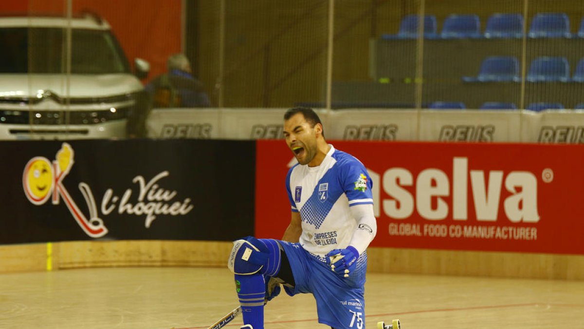 César Candanedo celebra el gol que anotó ante el Liceo en la Copa.