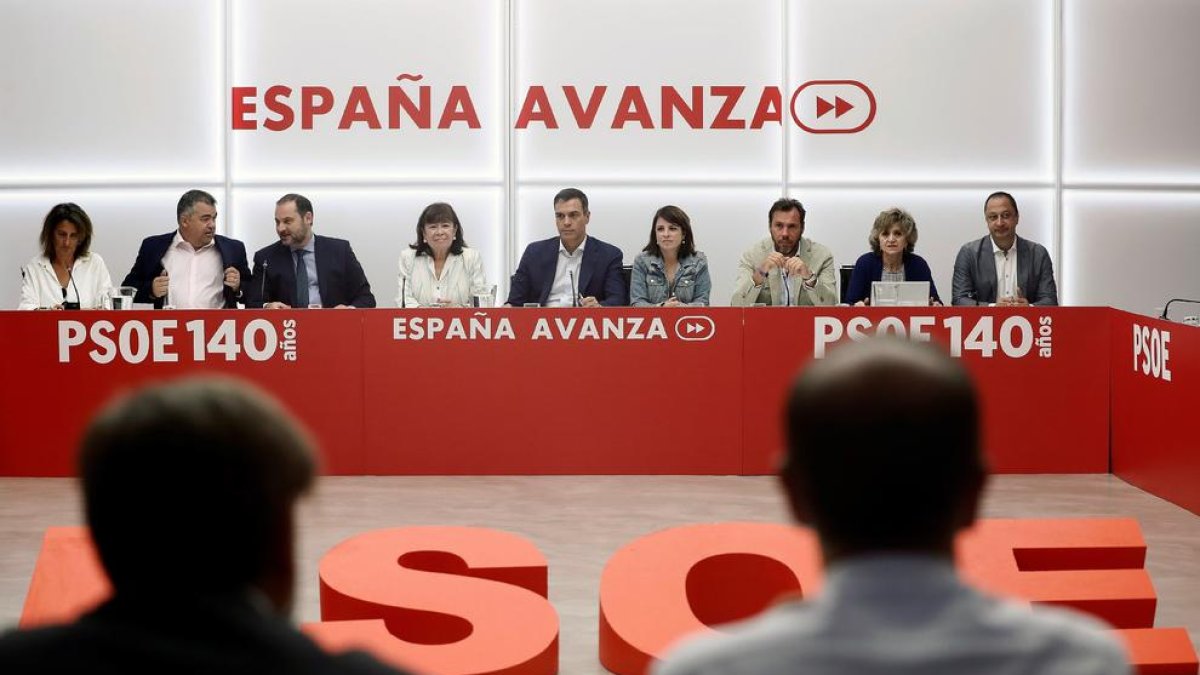 Reunió de la comissió executiva federal del PSOE, ahir, a Madrid.