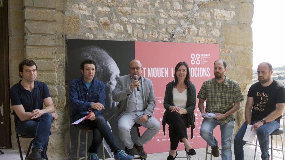 Cervera acogió ayer la presentación del proyecto de microteatro ‘A Pèl’.