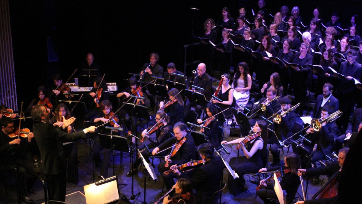 Pedro Pardo va dirigir l’OJC i l’Orfeó diumenge a Tàrrega.