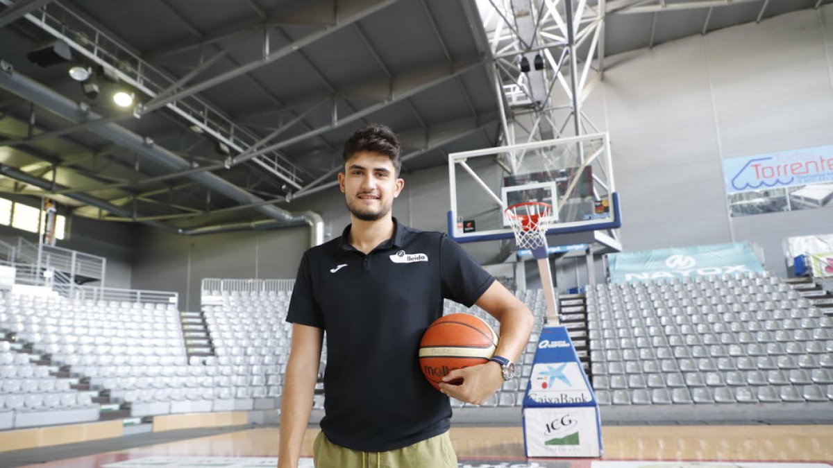 Martí está ansioso por jugar partidos oficiales en el Barris Nord.