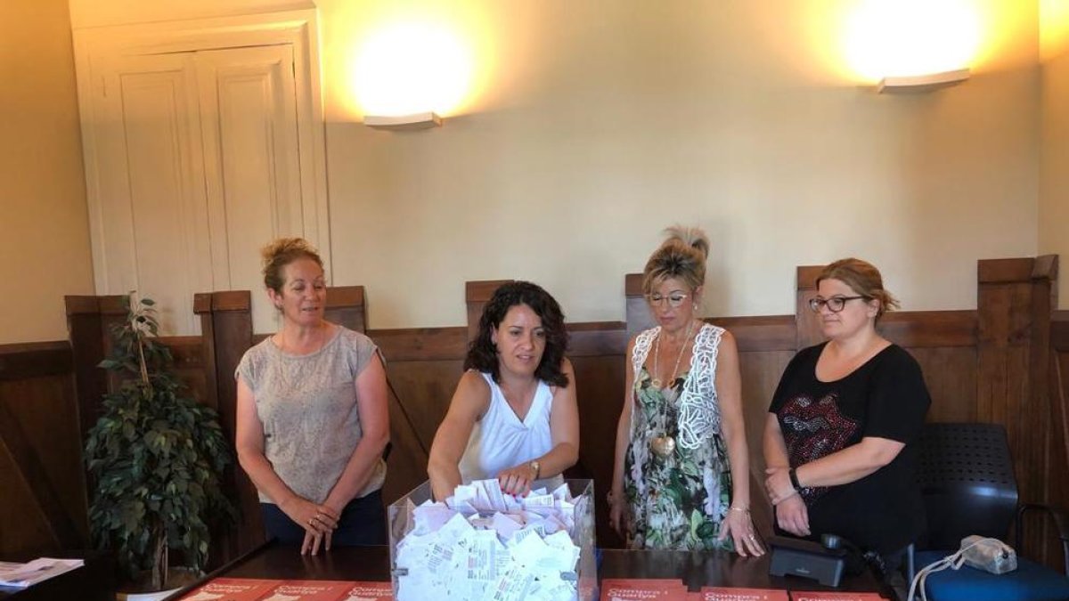 Moment del sorteig per conèixer els guanyadors de la campanya.