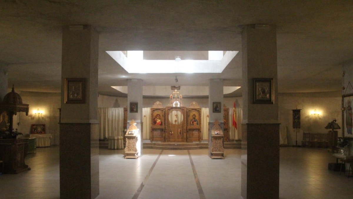 La planta baja está prácticamente acabada, aunque hace falta pintarla.