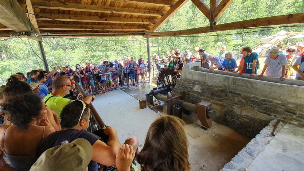 Durante el certamen se abrió la antigua carbonera para ser visitada por el público.
