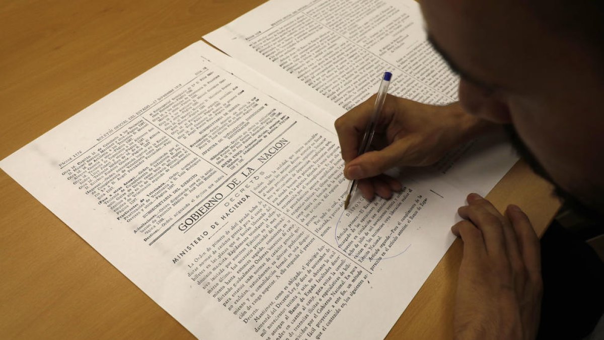 El decret de Franco va ser aprovat el 27 d’agost i publicat al BOE del 17 de setembre del 1938.