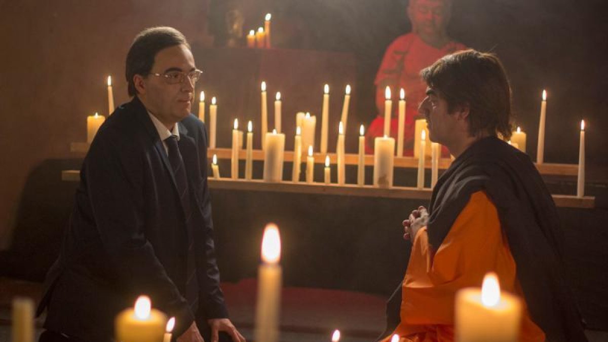 Sàtira política i kungfu, a La 1