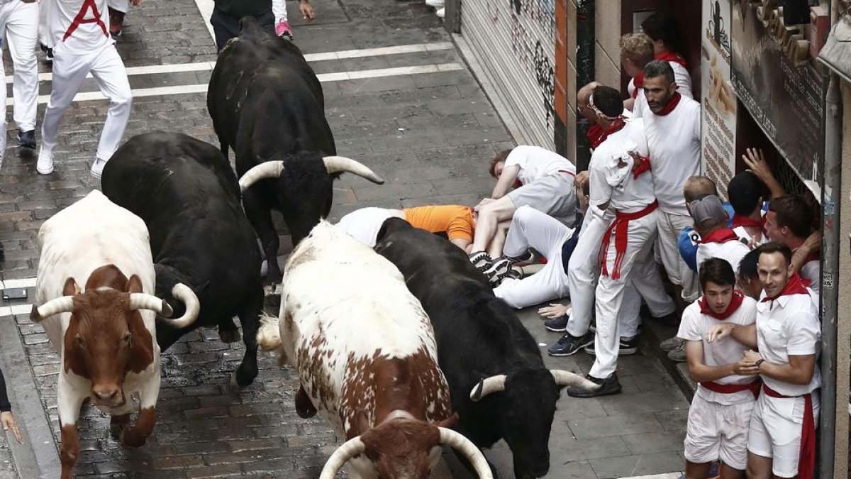 Imagen del primer encierro celebrado en Sanfermines.