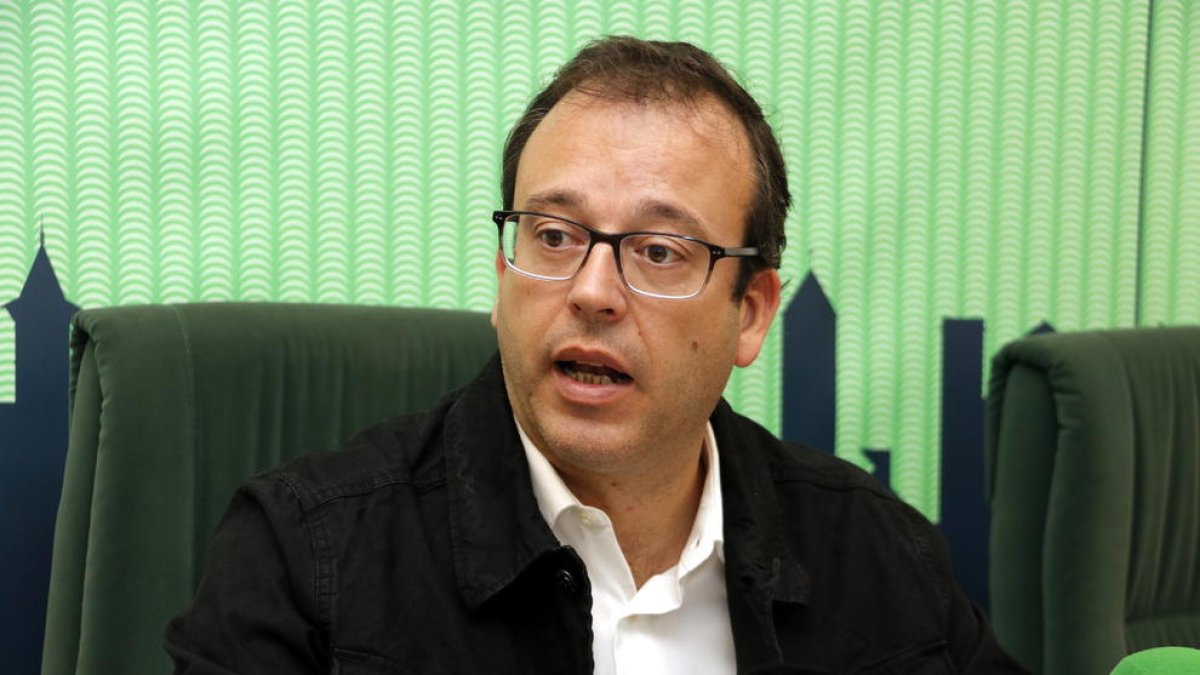 El alcalde de Mollerussa, Marc Solsona, en rueda de prensa.